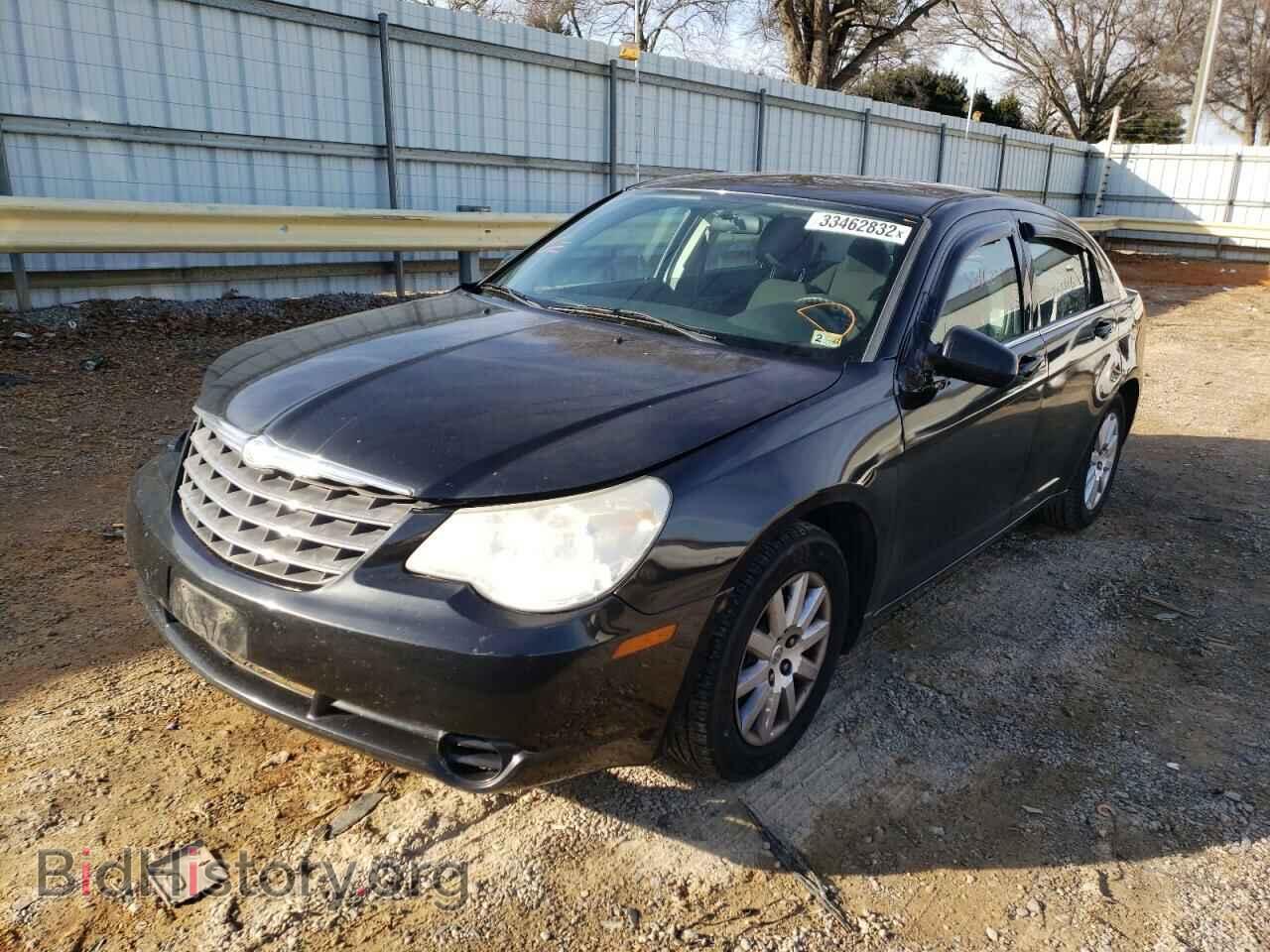 2010 CHRYSLER SEBRING - VIN: 1C3CC4FB8AN227952 - Фото 2