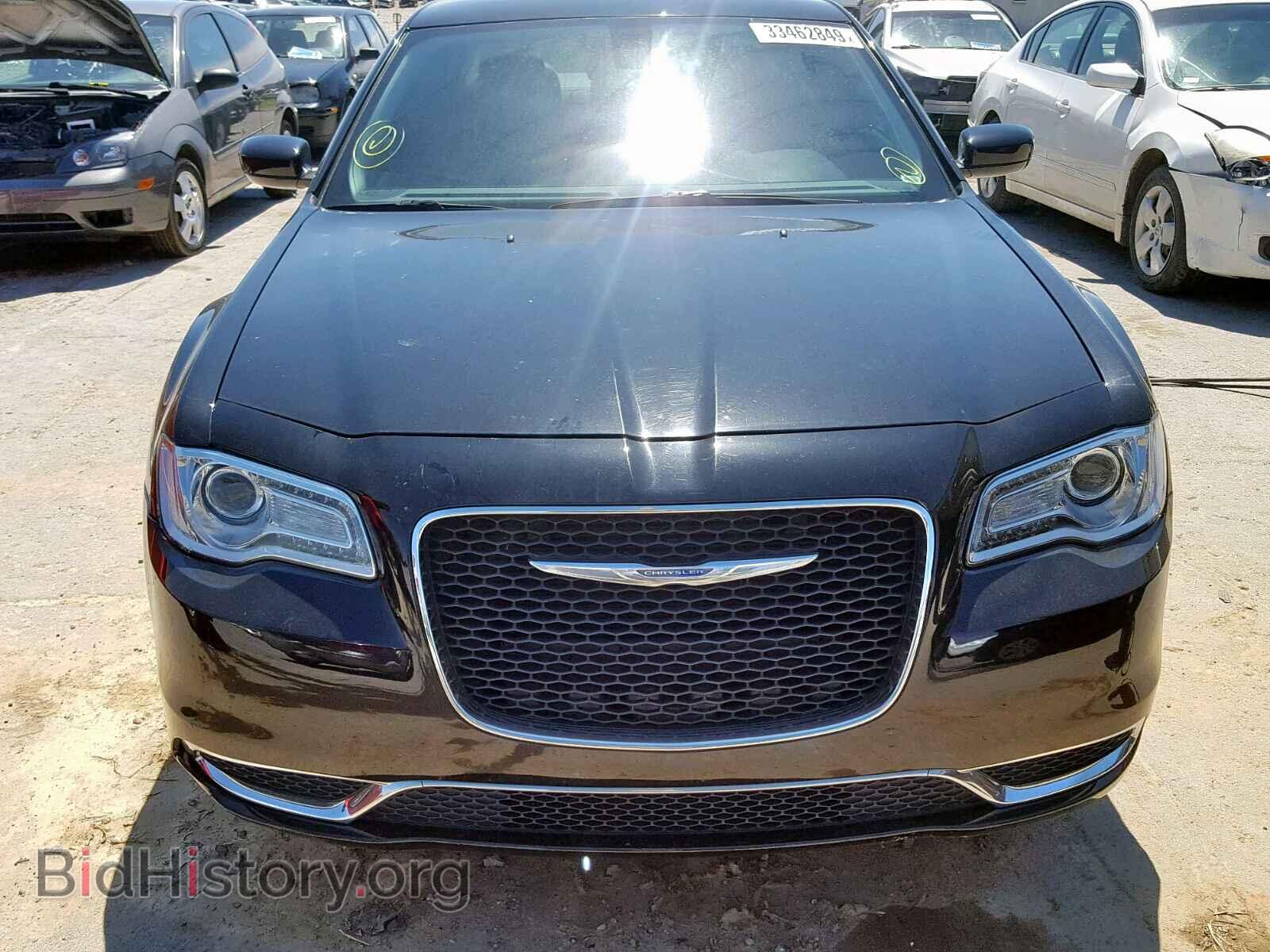 2016 CHRYSLER 300 - VIN: 2C3CCAAG2GH141944 - Фото 9