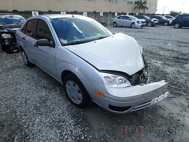 Photo 1FAFP34N65W300018 - FORD FOCUS 2005