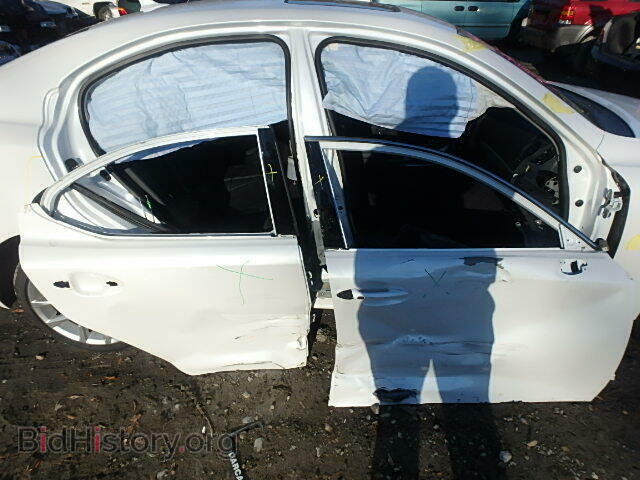 2013 LEXUS IS250 - VIN: JTHCF5C21D5063704 - Photo 10