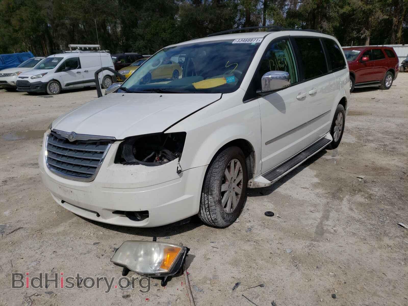 2010 CHRYSLER MINIVAN - VIN: 2A4RR5DX8AR201146 - Фото 2