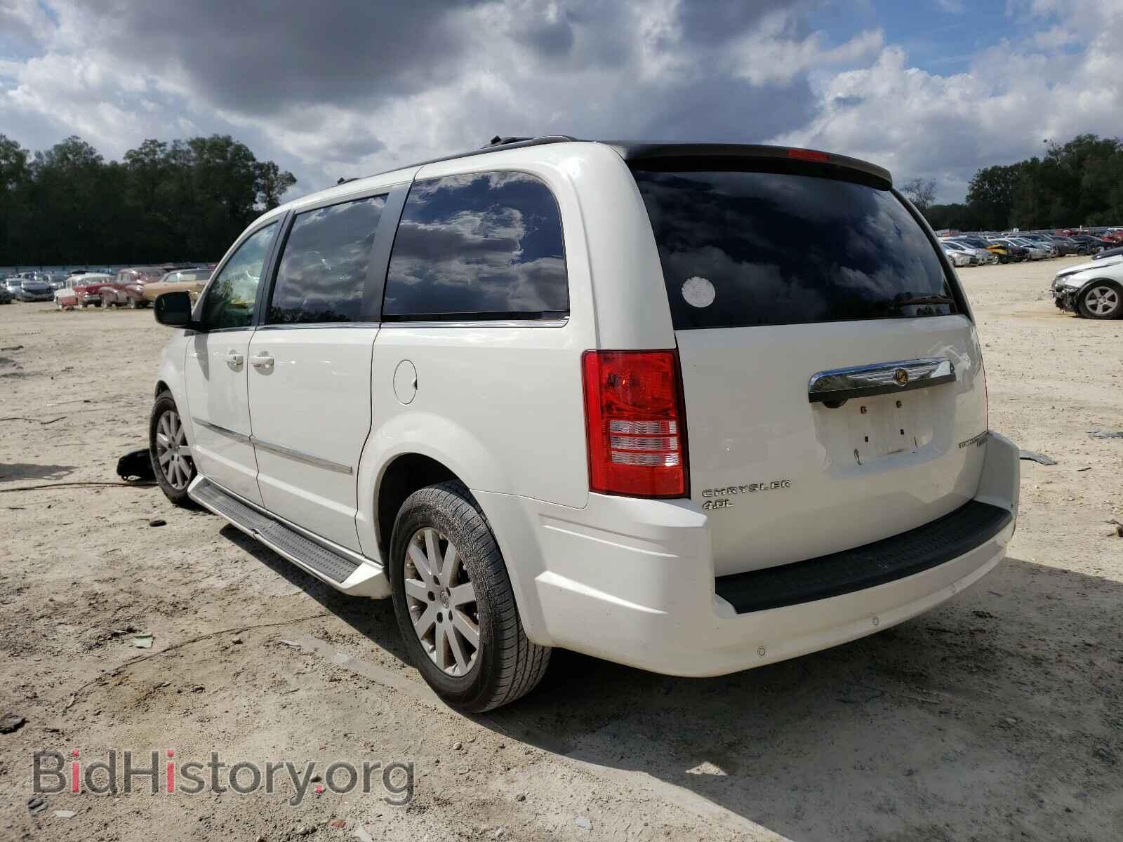 2010 CHRYSLER MINIVAN - VIN: 2A4RR5DX8AR201146 - Фото 3