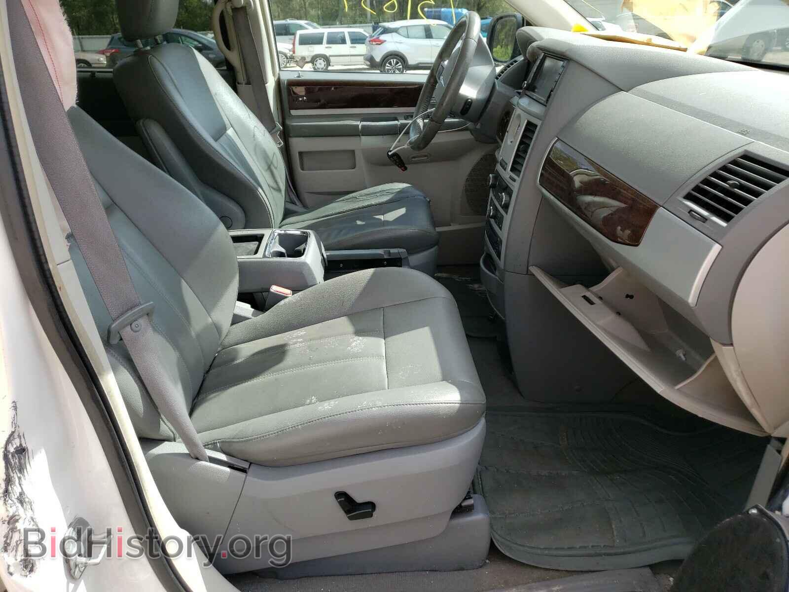 2010 CHRYSLER MINIVAN - VIN: 2A4RR5DX8AR201146 - Фото 5