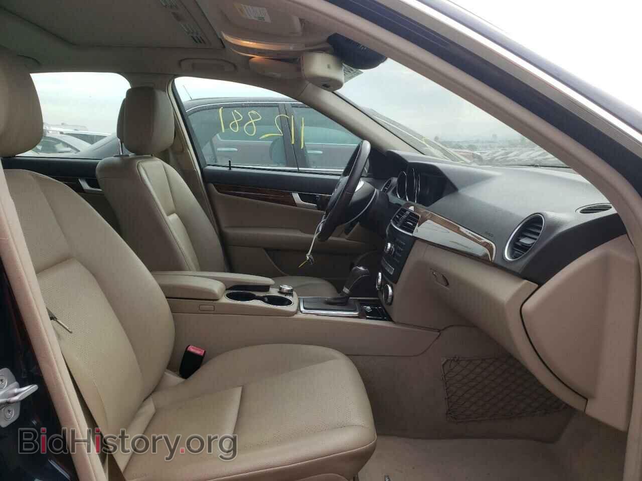 2012 MERCEDES-BENZ C-CLASS - VIN: WDDGF4HB9CA603382 - Фото 5