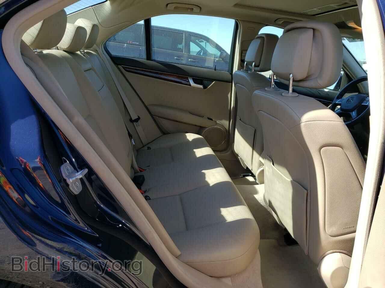 2012 MERCEDES-BENZ C-CLASS - VIN: WDDGF4HB9CA603382 - Фото 6