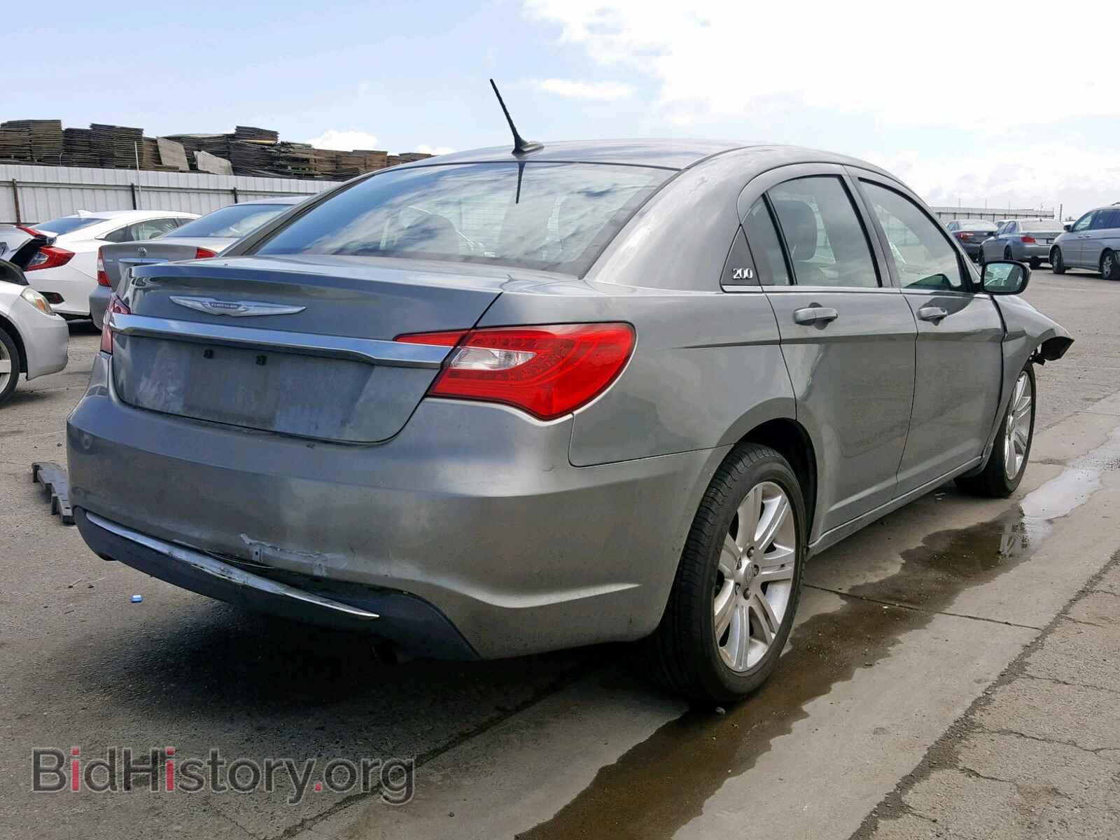 2013 CHRYSLER 200 - VIN: 1C3CCBAB5DN698523 - Фото 4