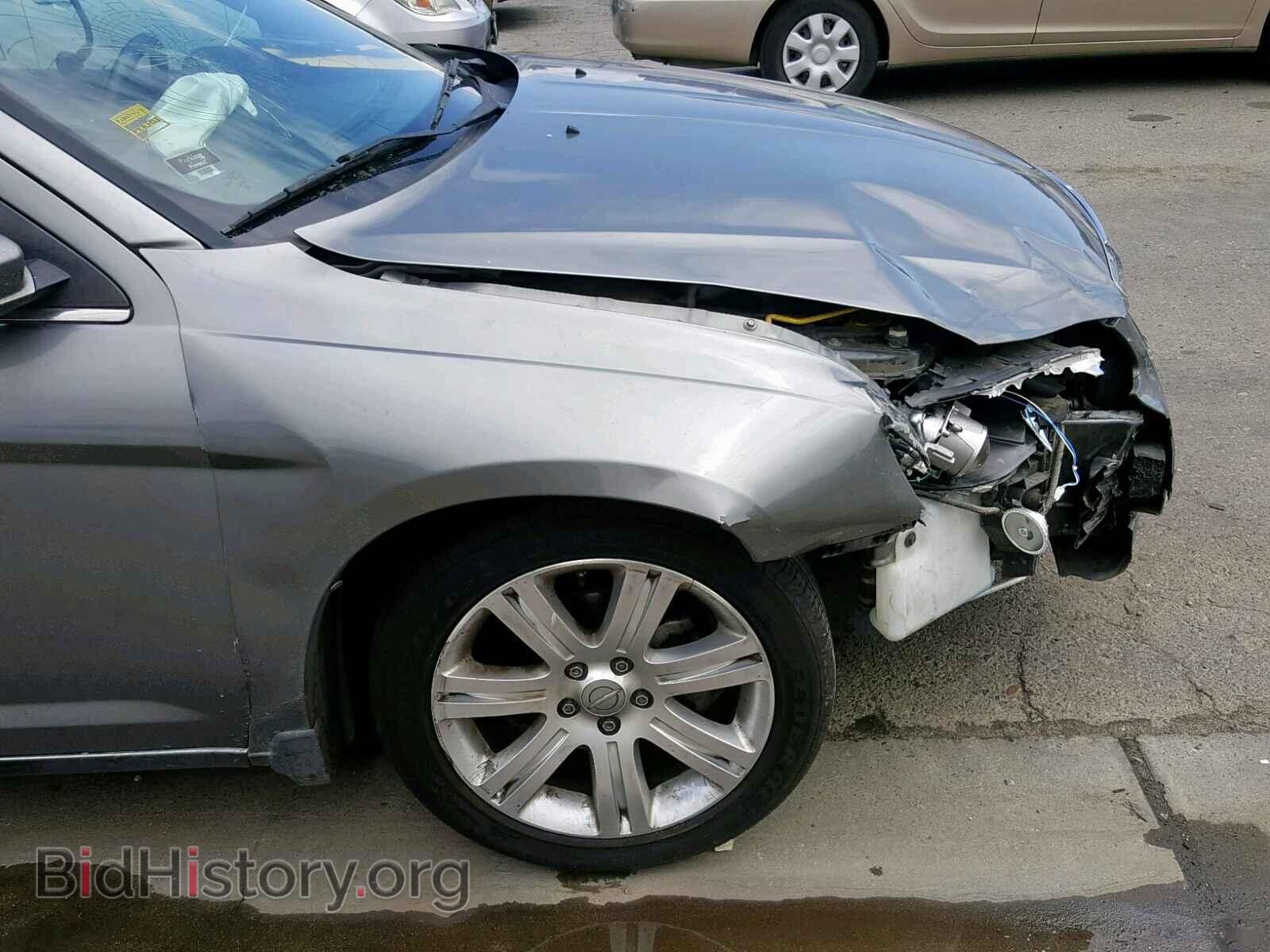 2013 CHRYSLER 200 - VIN: 1C3CCBAB5DN698523 - Фото 9