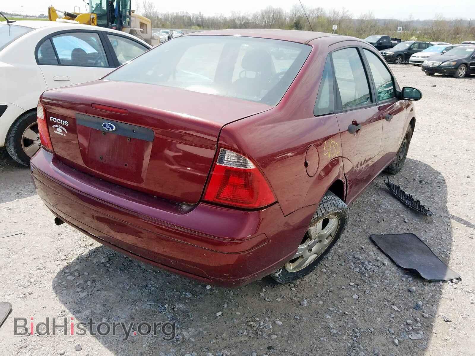 2007 FORD FOCUS - VIN: 1FAFP34N37W101334 - Photo 4