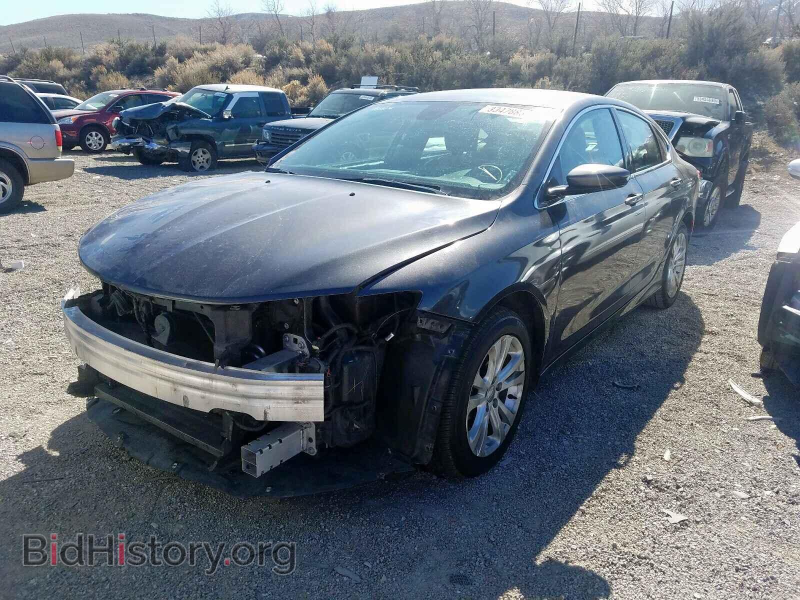 2015 CHRYSLER 200 - VIN: 1C3CCCABXFN624751 - Photo 2