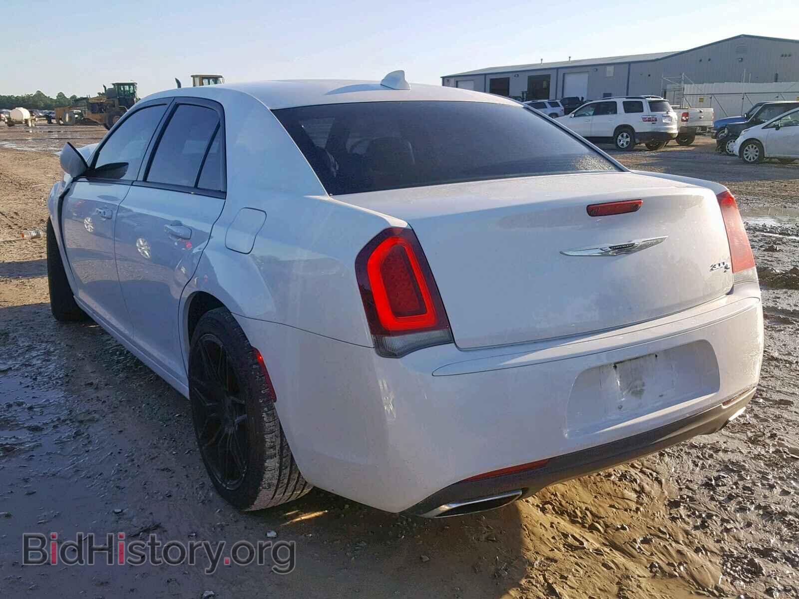 2015 CHRYSLER 300 - VIN: 2C3CCABG9FH756214 - Фото 3