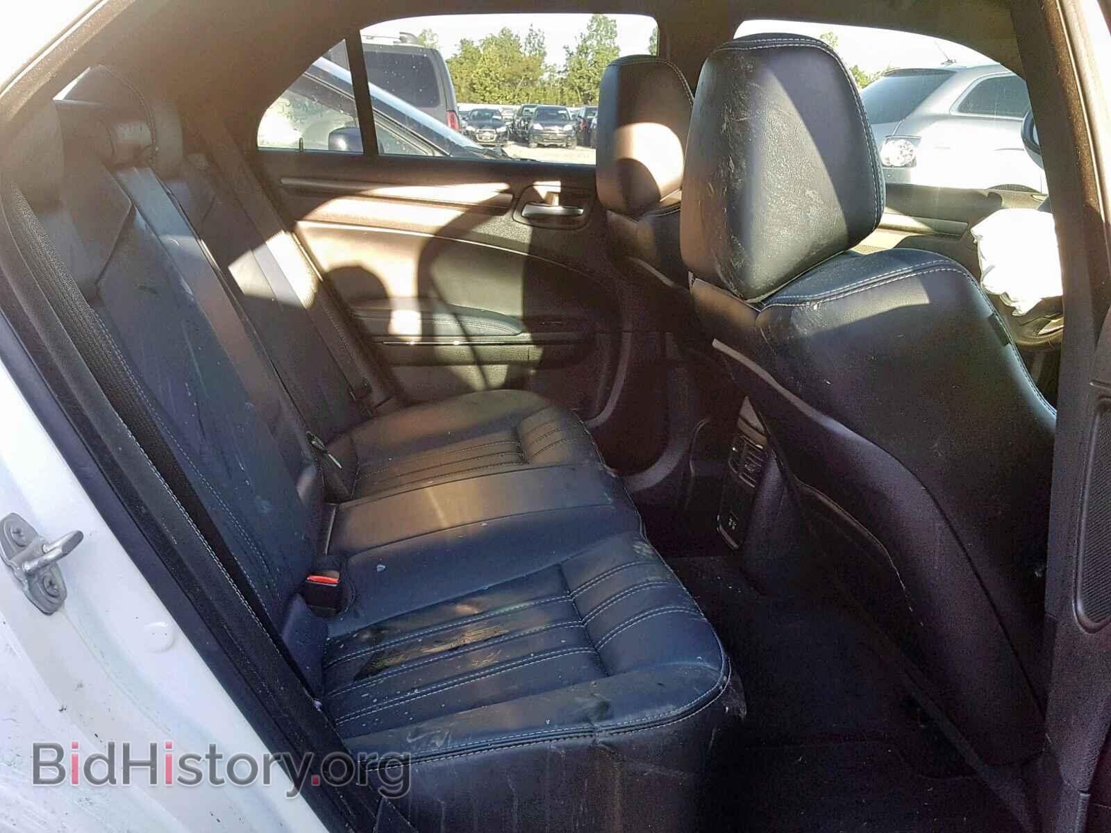 2015 CHRYSLER 300 - VIN: 2C3CCABG9FH756214 - Фото 6
