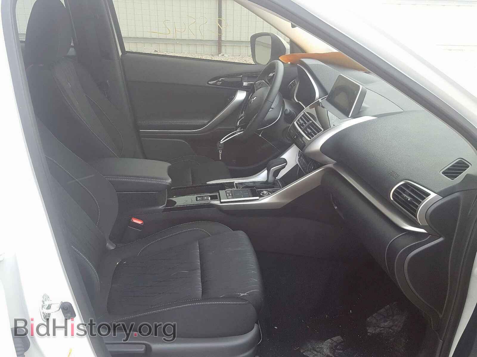 2018 MITSUBISHI ECLIPSE CR - VIN: JA4AT5AA4JZ065179 - Photo 5