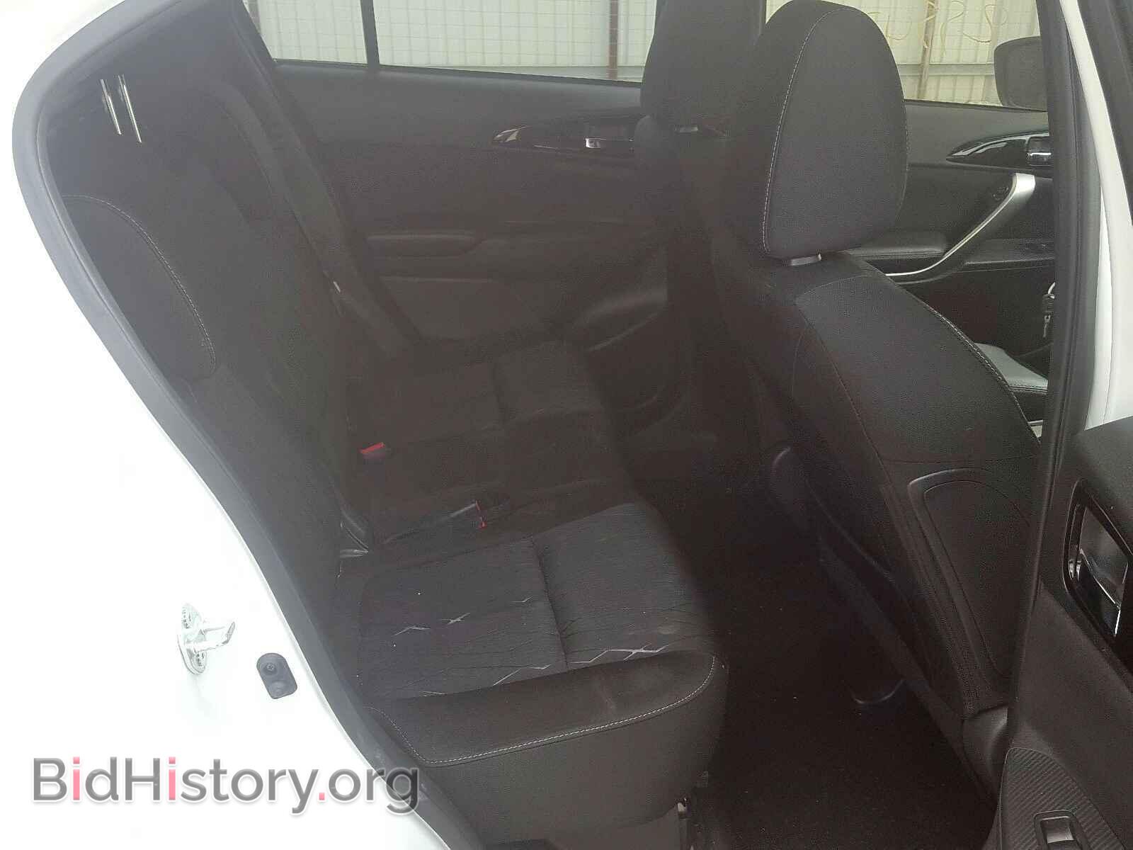 2018 MITSUBISHI ECLIPSE CR - VIN: JA4AT5AA4JZ065179 - Photo 6