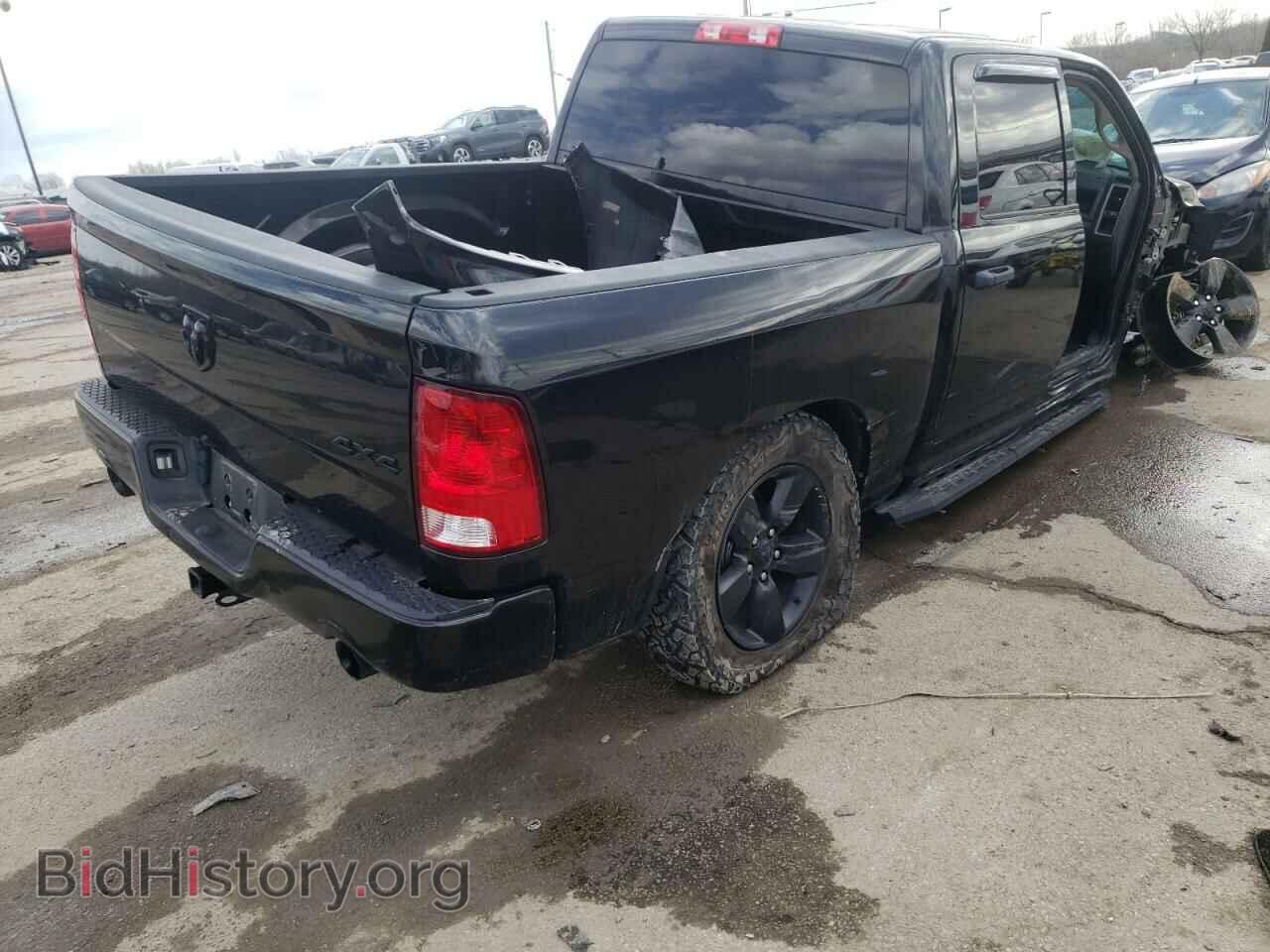 2017 RAM 1500 - VIN: 3C6RR7KT0HG574111 - Фото 4