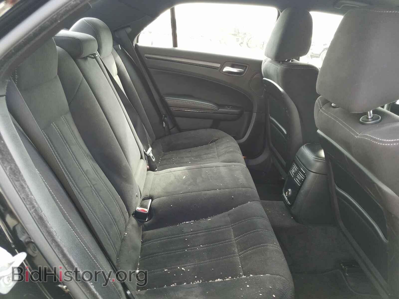 2012 CHRYSLER 300 - VIN: 2C3CCABG8CH209737 - Фото 6
