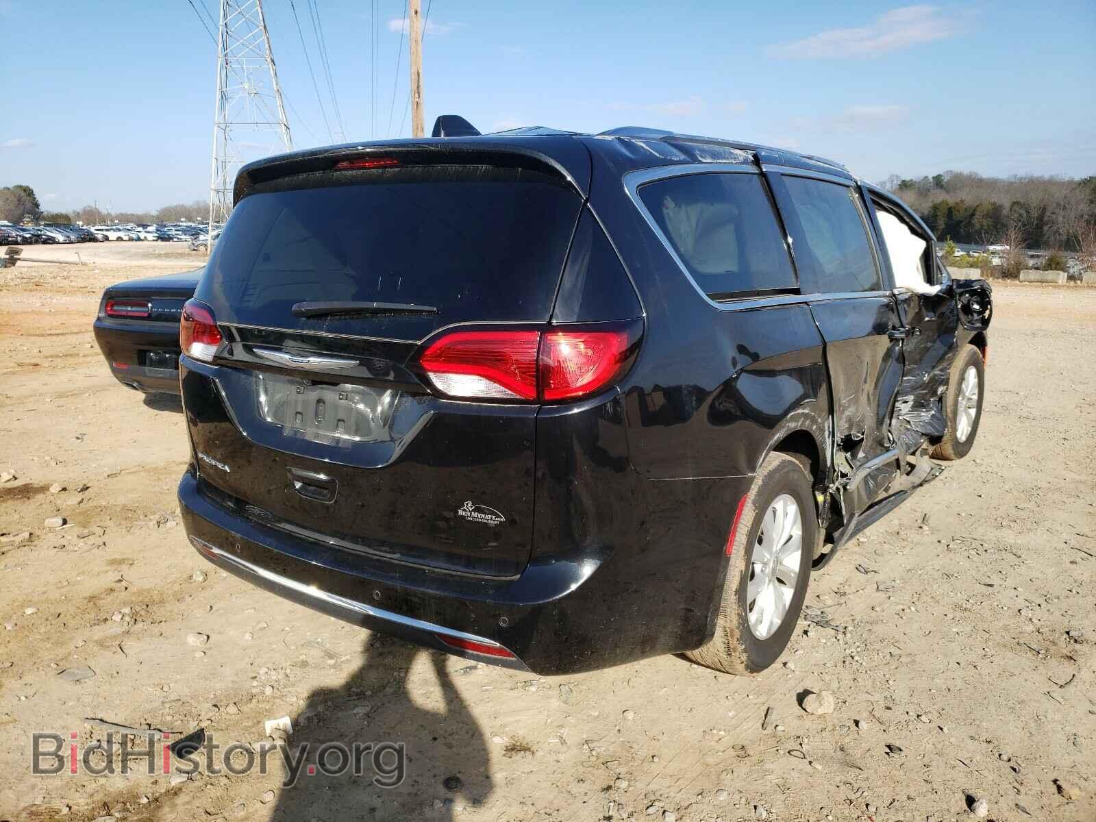 2019 CHRYSLER PACIFICA - VIN: 2C4RC1BG8KR548125 - Фото 4