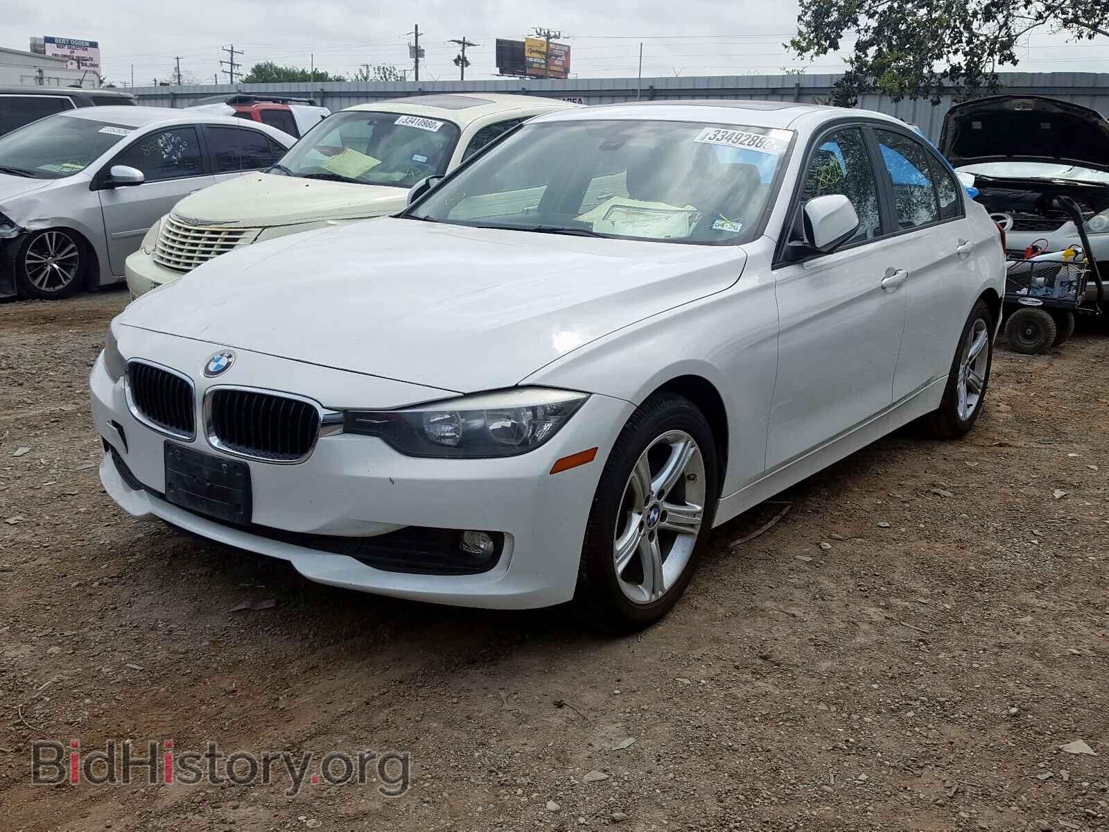 2014 BMW 3 SERIES - VIN: WBA3B1G5XENT00263 - Фото 2