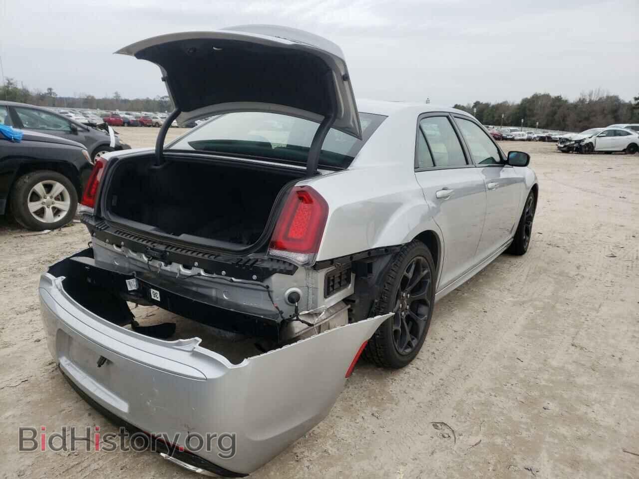 2020 CHRYSLER 300 - VIN: 2C3CCABT0LH180831 - Фото 4