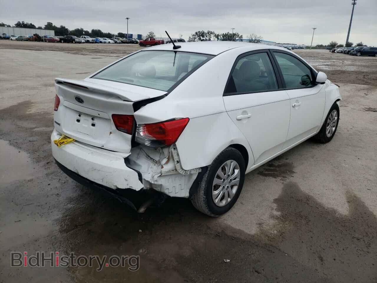2011 KIA FORTE - VIN: KNAFT4A28B5419290 - Фото 4