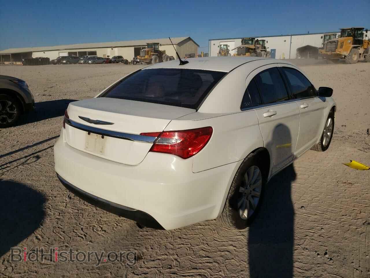 2011 CHRYSLER 200 - VIN: 1C3BC1FB4BN519187 - Фото 4