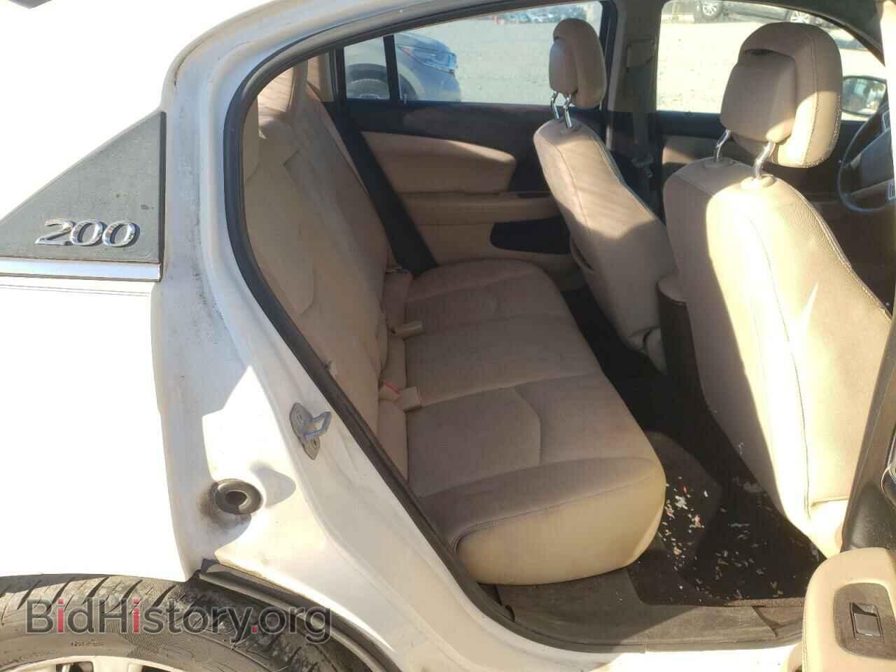 2011 CHRYSLER 200 - VIN: 1C3BC1FB4BN519187 - Фото 6