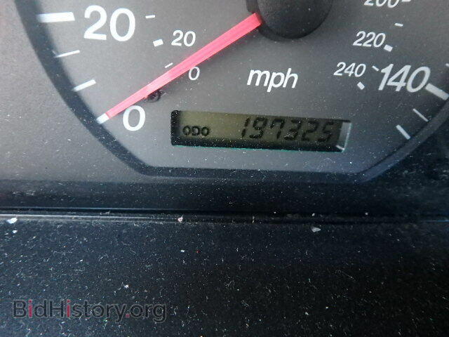 2000 MAZDA 626 - VIN: 1YVGF22C5Y5145303 - Фото 8