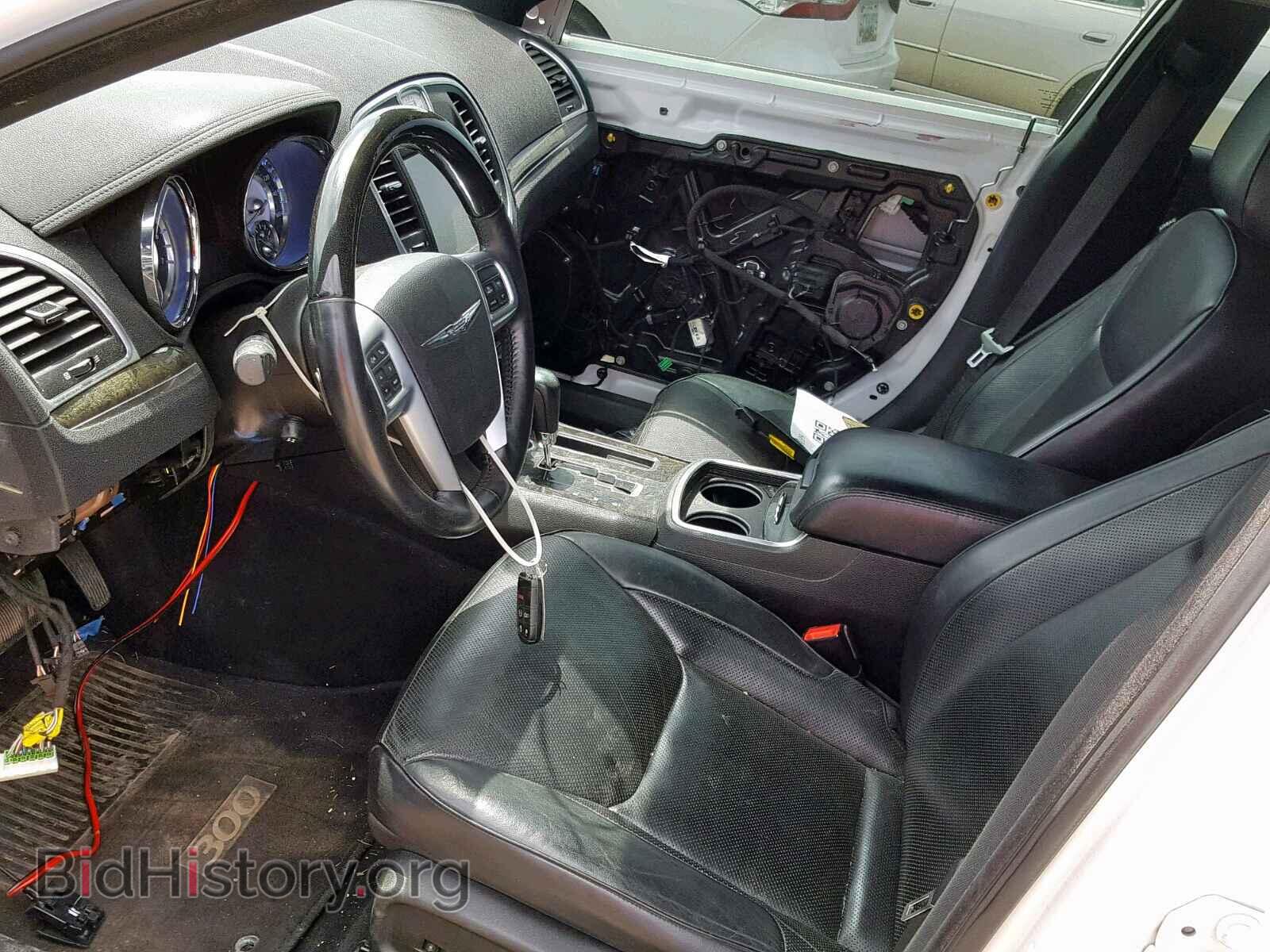 2012 CHRYSLER 300 - VIN: 2C3CCAET7CH261160 - Фото 5