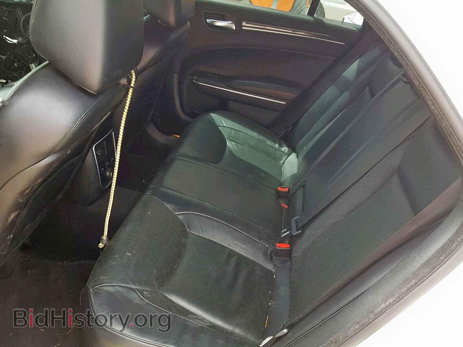 2012 CHRYSLER 300 - VIN: 2C3CCAET7CH261160 - Фото 6