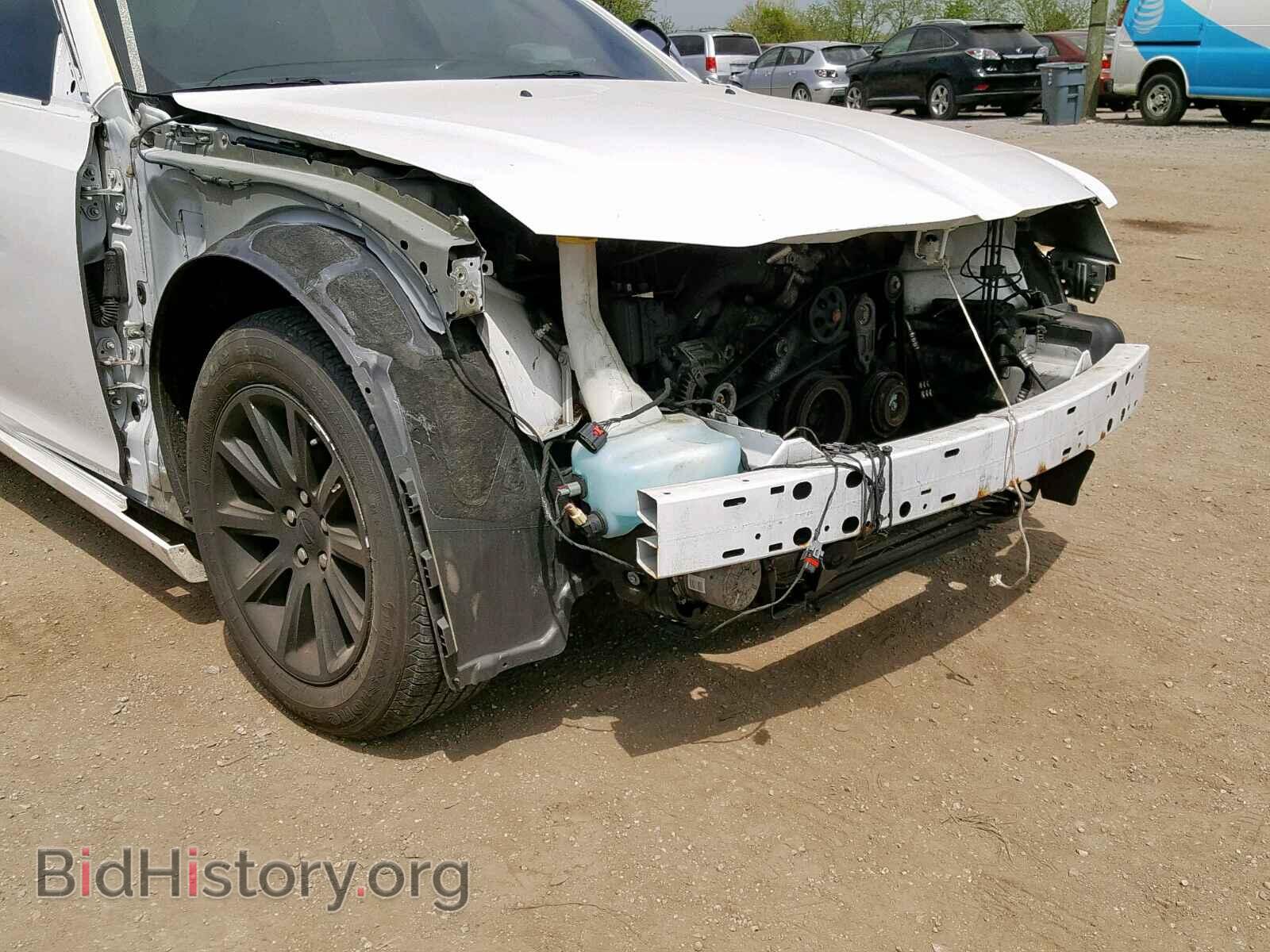 2012 CHRYSLER 300 - VIN: 2C3CCAET7CH261160 - Фото 9