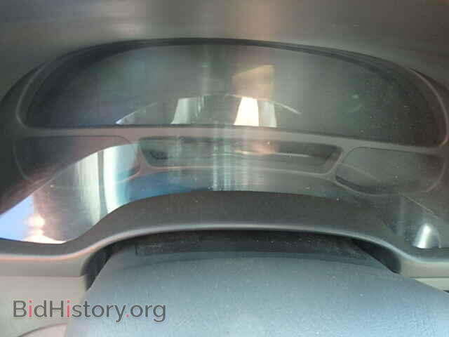 2002 CADILLAC DEVILLE - VIN: 1G6KD54Y62U289684 - Photo 8