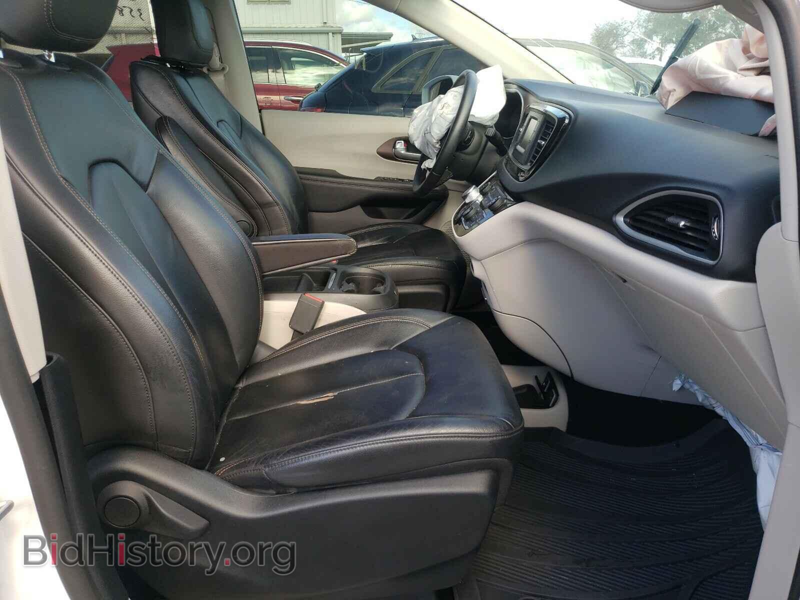 2017 CHRYSLER PACIFICA - VIN: 2C4RC1BG5HR609990 - Фото 5