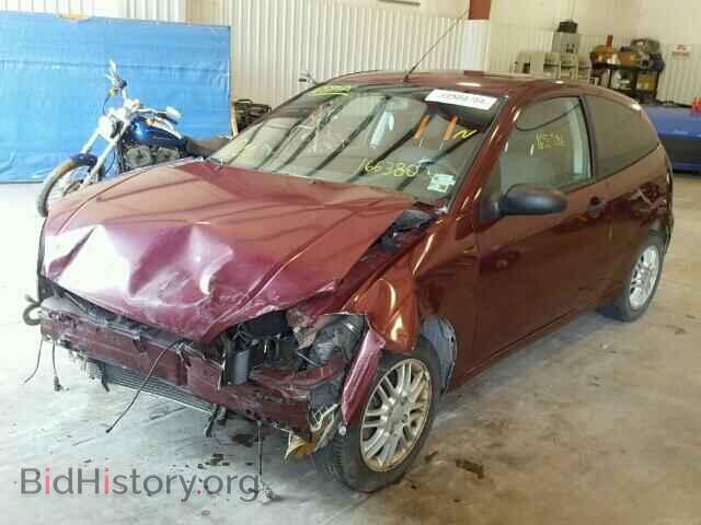 2006 FORD FOCUS - VIN: 1FAFP31N16W166380 - Photo 2