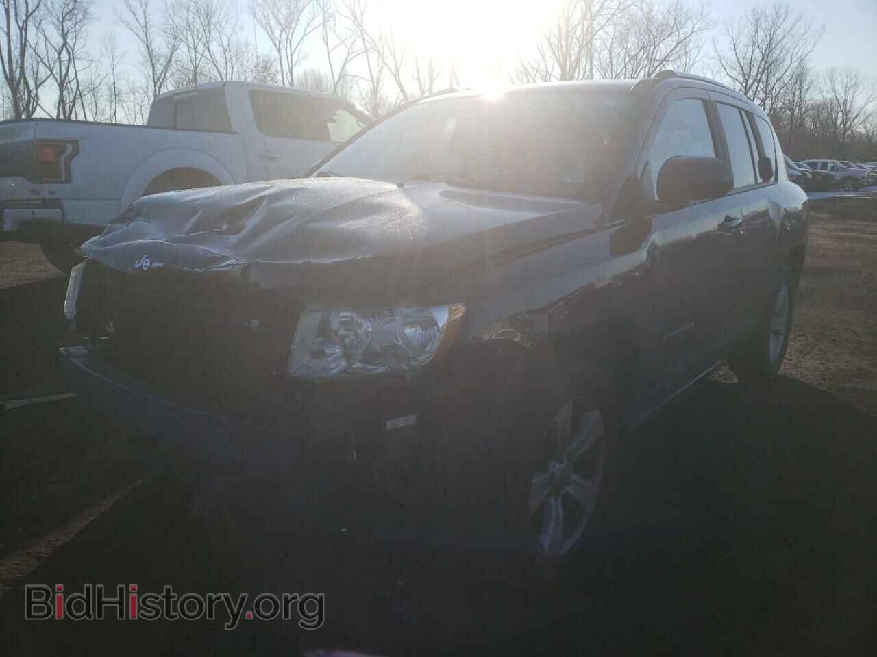 2013 JEEP COMPASS - VIN: 1C4NJDBB0DD245419 - Photo 2