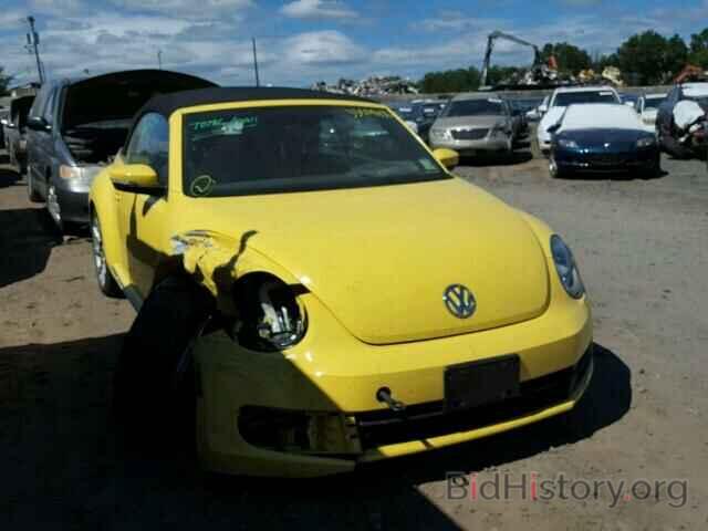 Photo 3VW5P7AT0EM805484 - VOLKSWAGEN BEETLE 2014