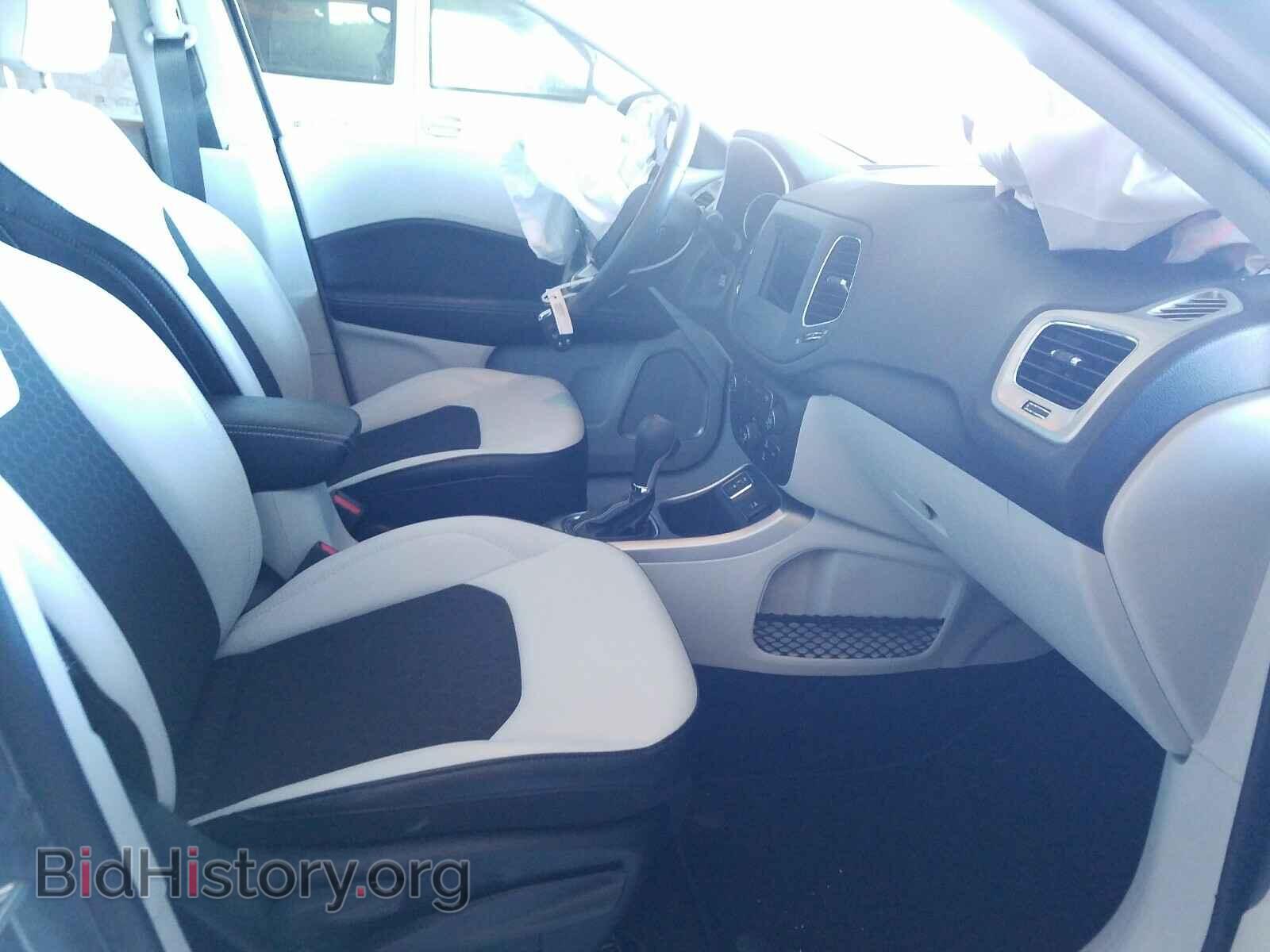 2019 JEEP COMPASS - VIN: 3C4NJCBB6KT819989 - Фото 5