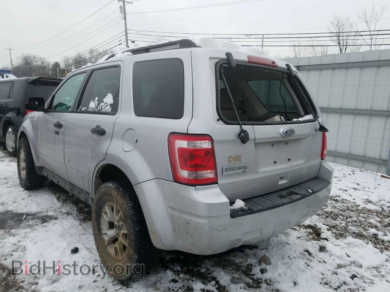 2011 FORD ESCAPE - VIN: 1FMCU9D79BKC39207 - Фото 3