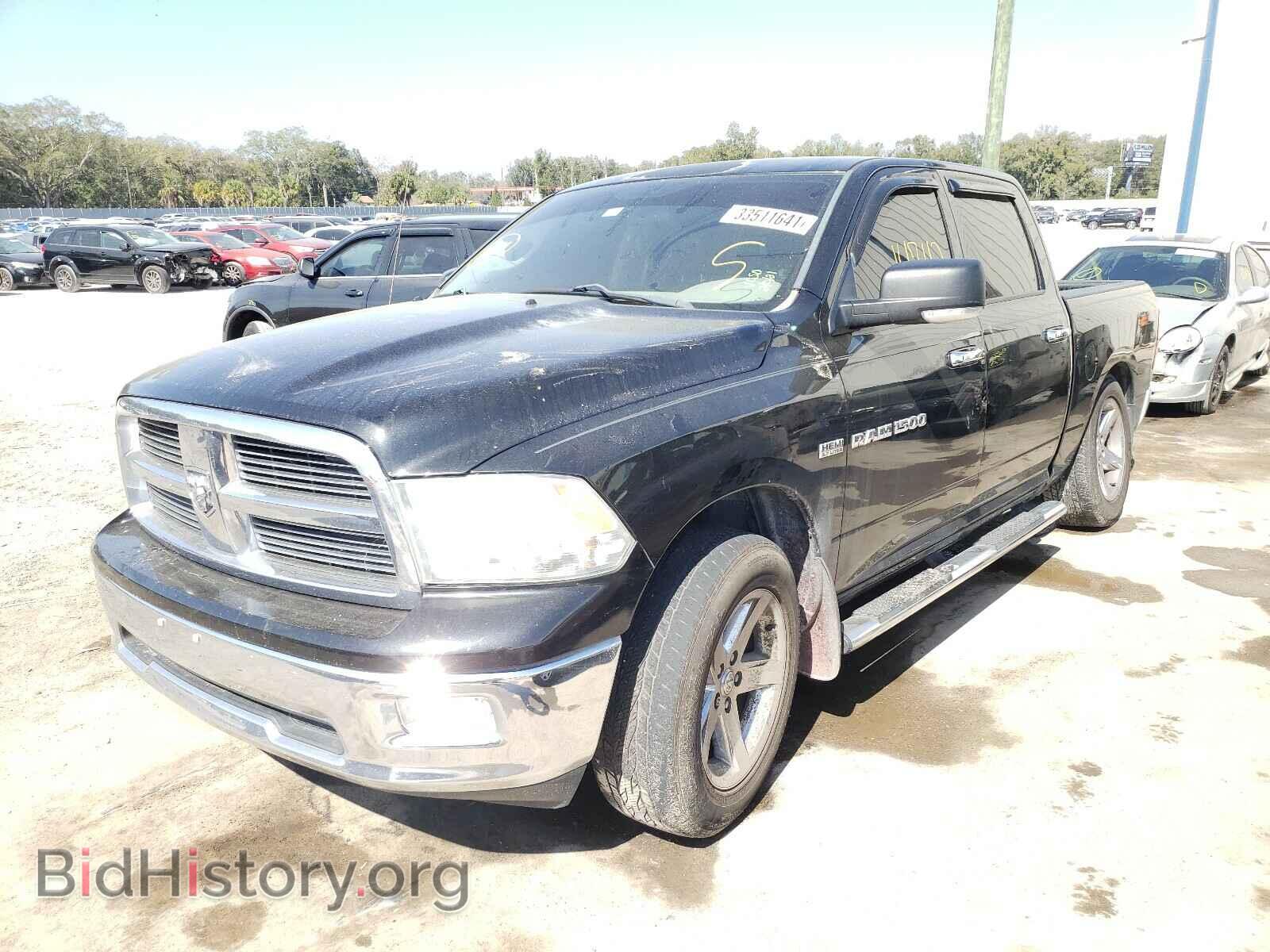 2011 DODGE RAM 1500 - VIN: 1D7RB1CT2BS564985 - Фото 2