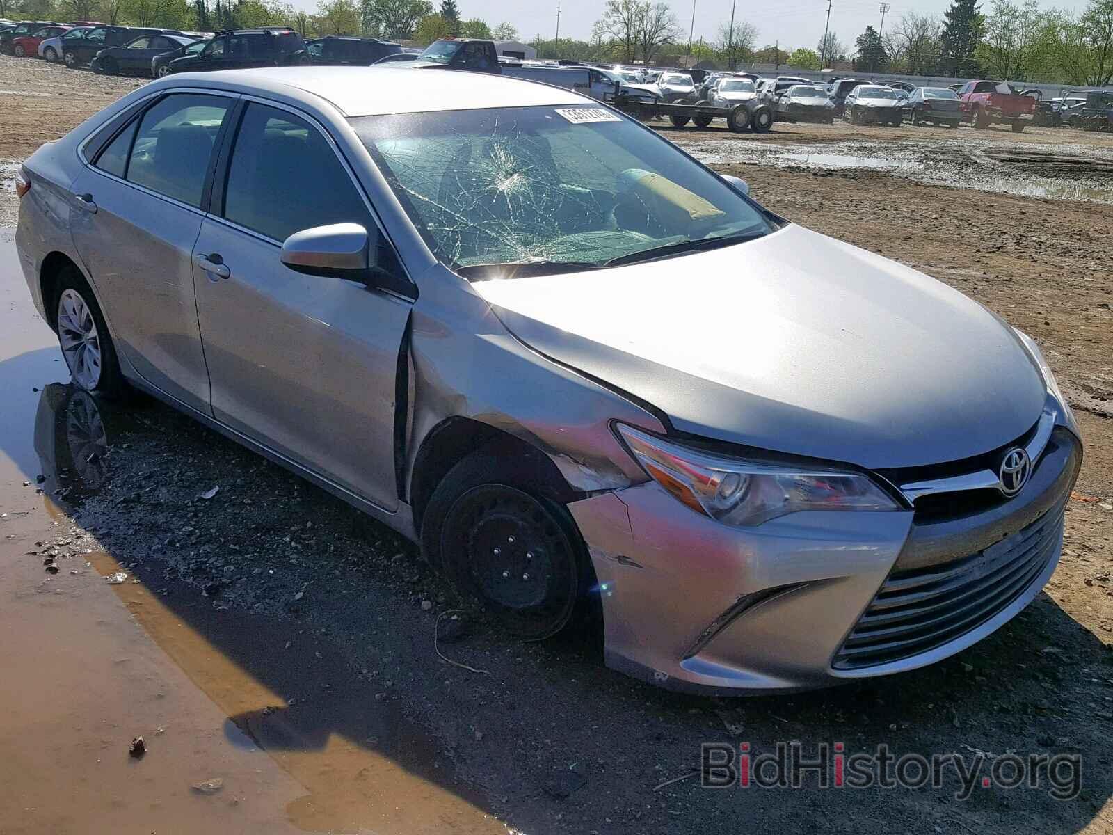 Photo 4T4BF1FK4FR511087 - TOYOTA CAMRY 2015
