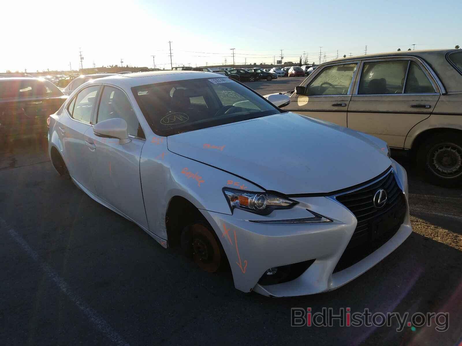 Photo JTHBA1D26G5029215 - LEXUS IS 2016