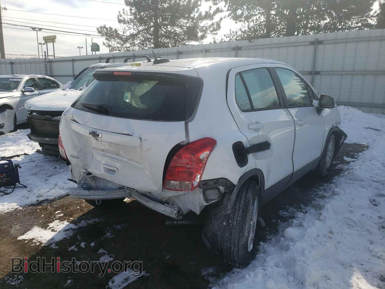 2019 CHEVROLET TRAX - VIN: 3GNCJKSB4KL349566 - Фото 4