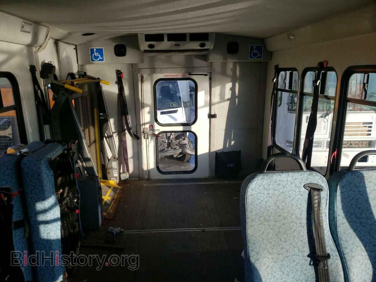 2009 FORD ECONOLINE - VIN: 1FDEE35S99DA33518 - Фото 6