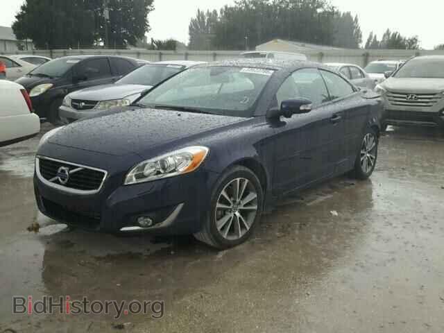 2013 VOLVO C70 - VIN: YV1672MC8DJ141690 - Фото 2