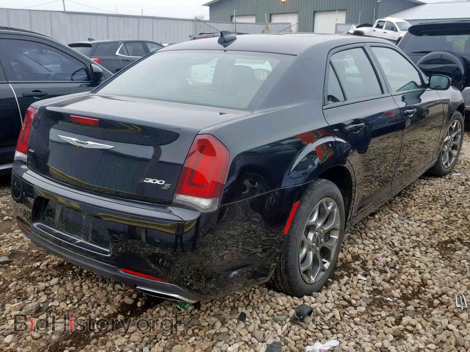2015 CHRYSLER 300 - VIN: 2C3CCAGG0FH887539 - Фото 4
