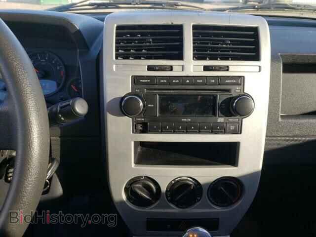 2008 JEEP COMPASS - VIN: 1J8FT47048D649554 - Фото 9