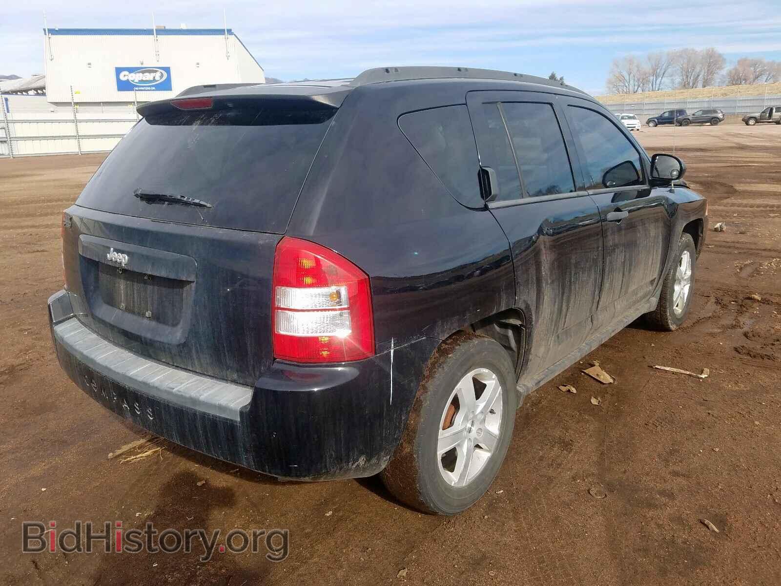 2007 JEEP COMPASS - VIN: 1J8FT47WX7D339542 - Фото 4