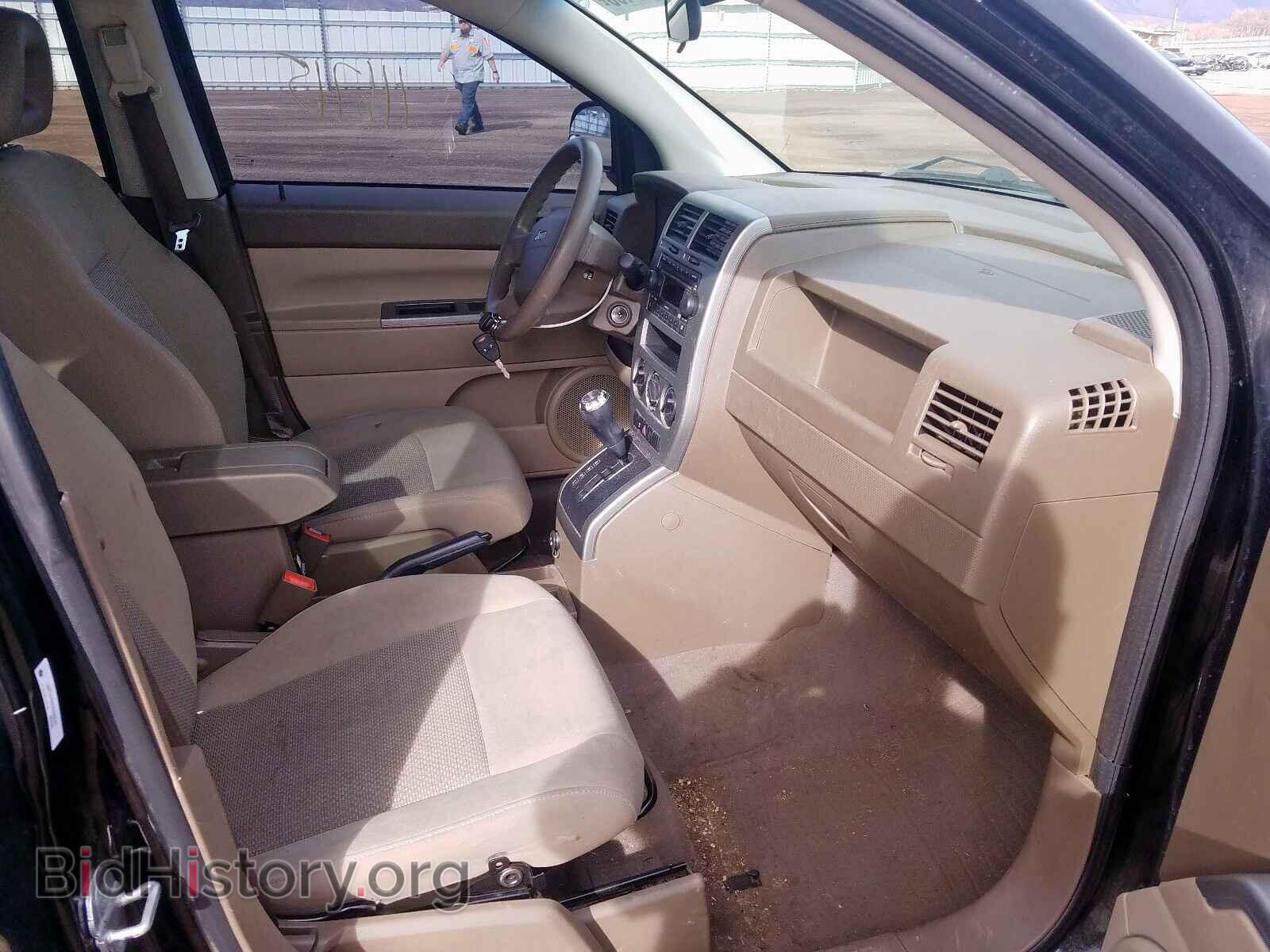 2007 JEEP COMPASS - VIN: 1J8FT47WX7D339542 - Фото 5