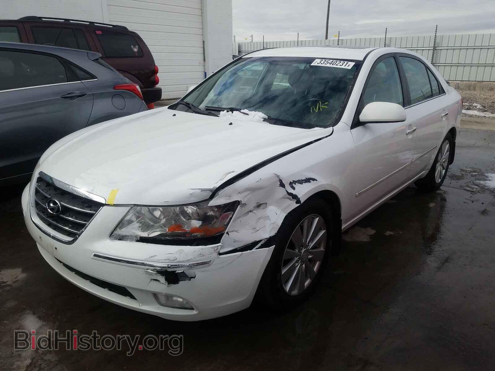 2009 HYUNDAI SONATA - VIN: 5NPEU46F09H506327 - Фото 2
