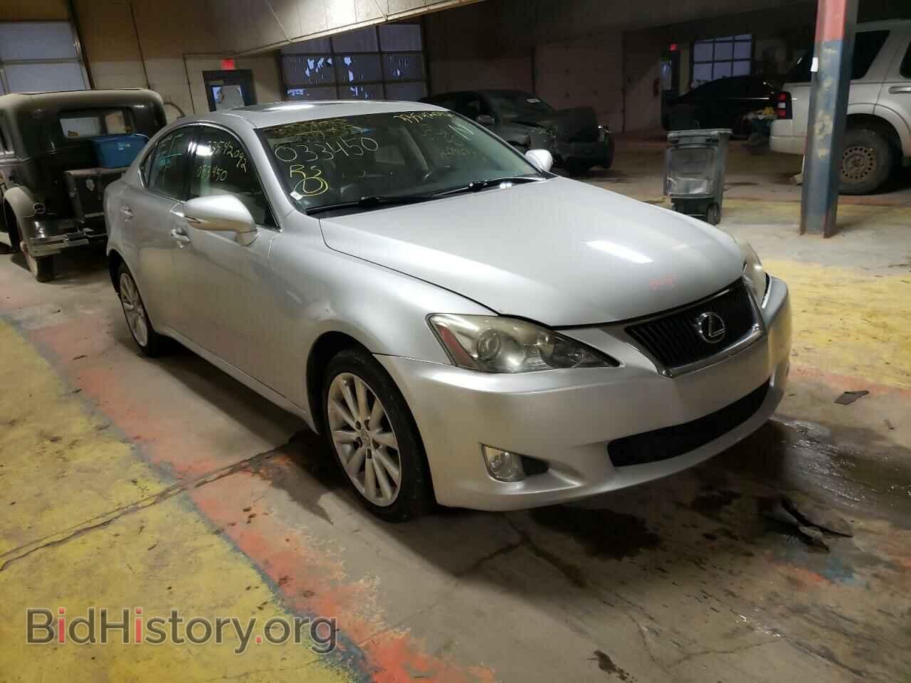 Photo JTHCF5C24A2033450 - LEXUS IS 2010