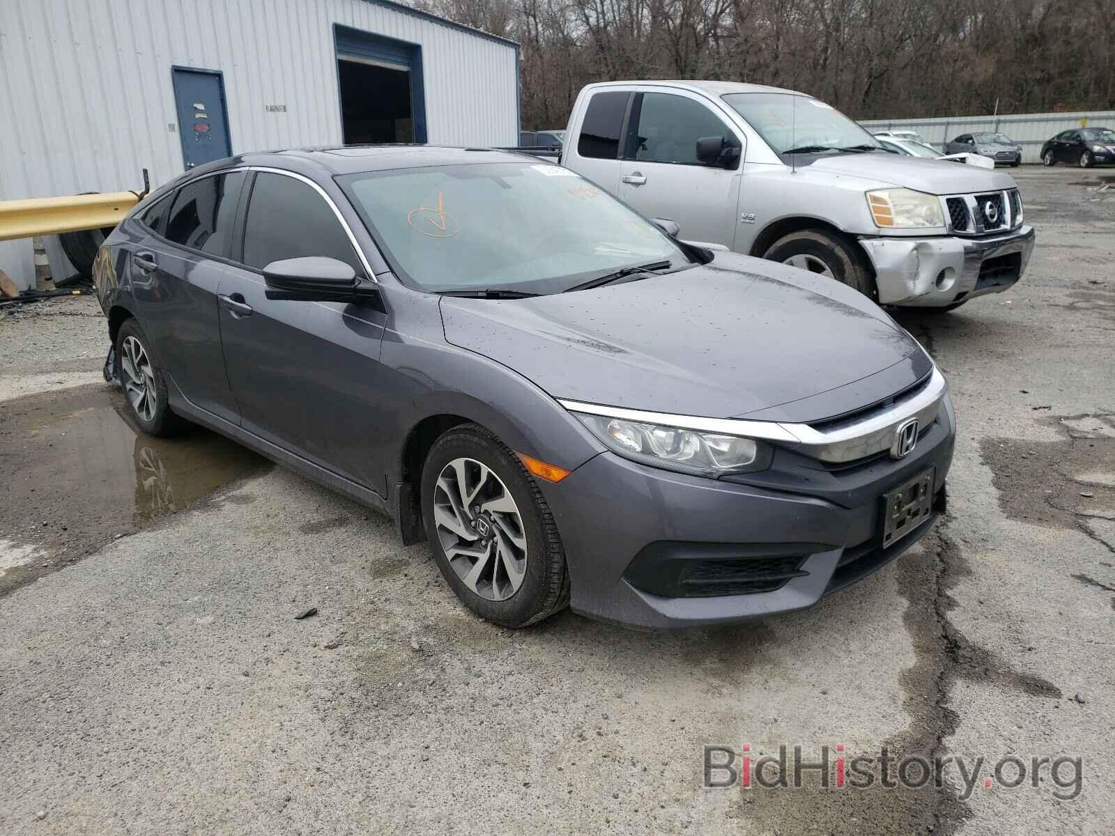 Photo 2HGFC2F7XJH575657 - HONDA CIVIC 2018