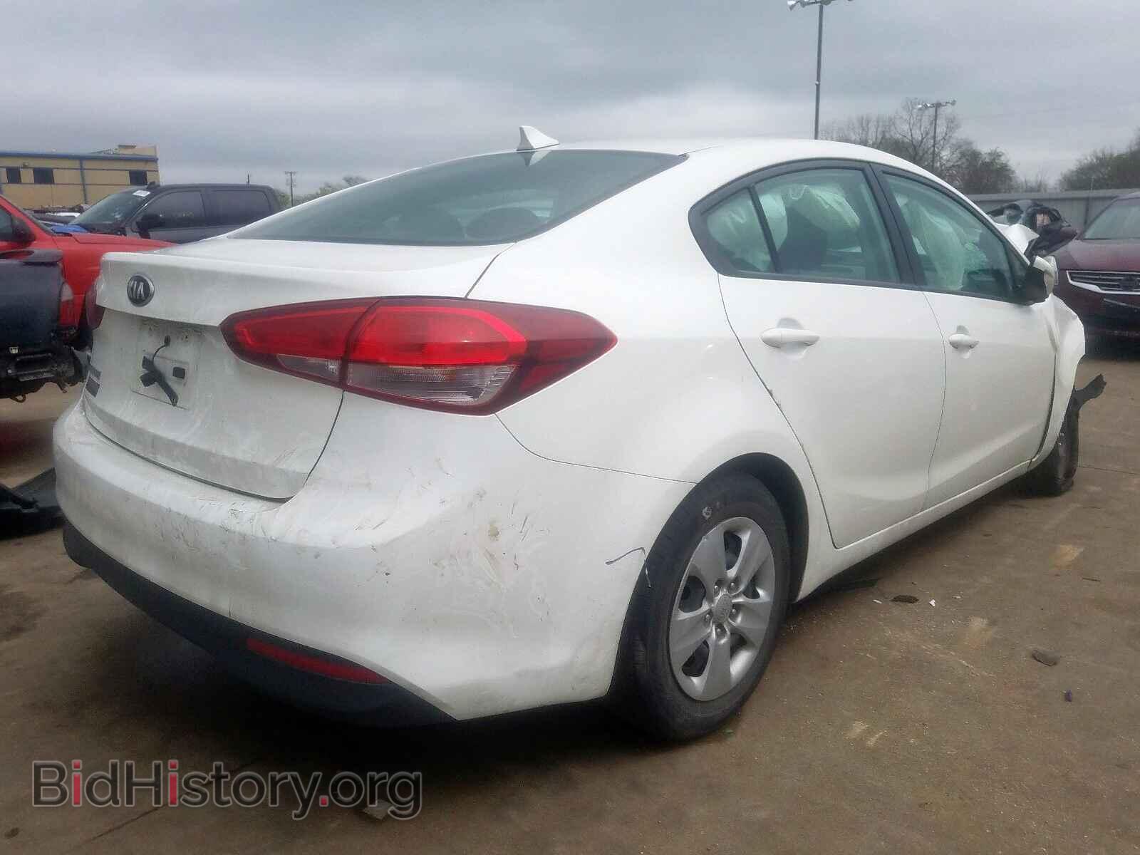 2017 KIA FORTE - VIN: 3KPFK4A78HE082800 - Фото 4